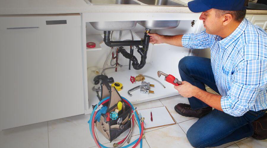 Local water heater installation in Caspian, MI